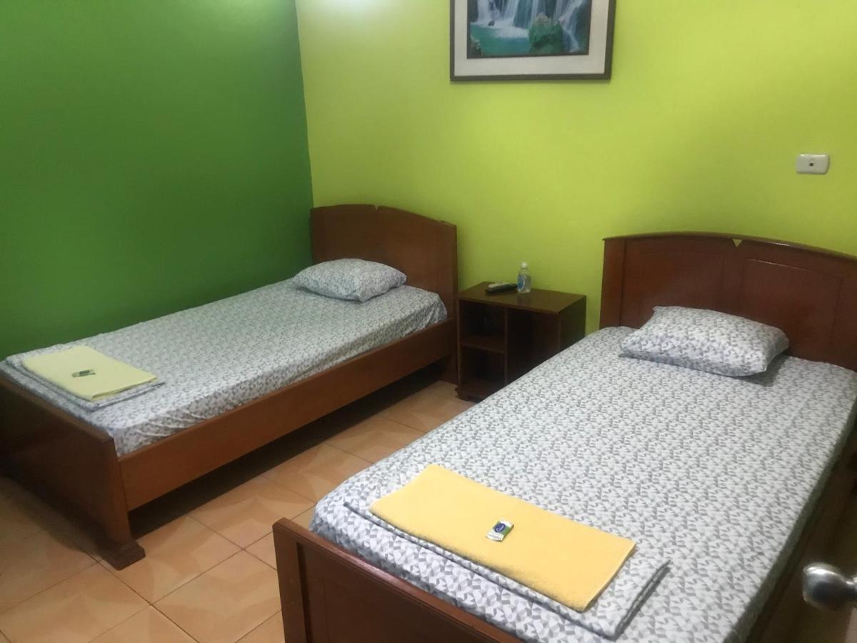 Amazon Dream Hostel With Ac And Starlink Iquitos Bagian luar foto