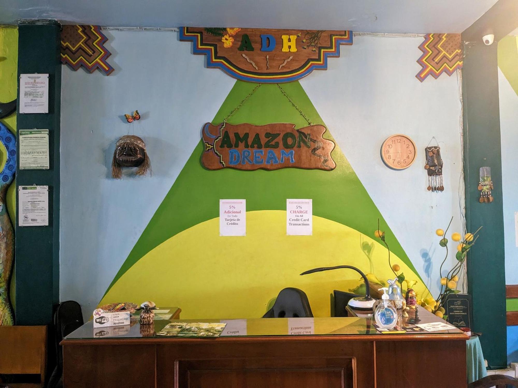 Amazon Dream Hostel With Ac And Starlink Iquitos Bagian luar foto
