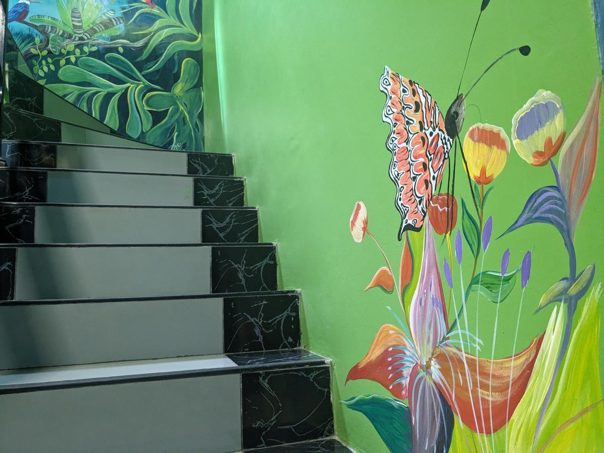 Amazon Dream Hostel With Ac And Starlink Iquitos Bagian luar foto