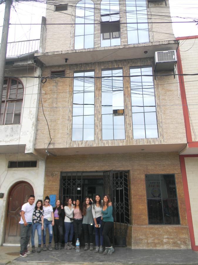 Amazon Dream Hostel With Ac And Starlink Iquitos Bagian luar foto