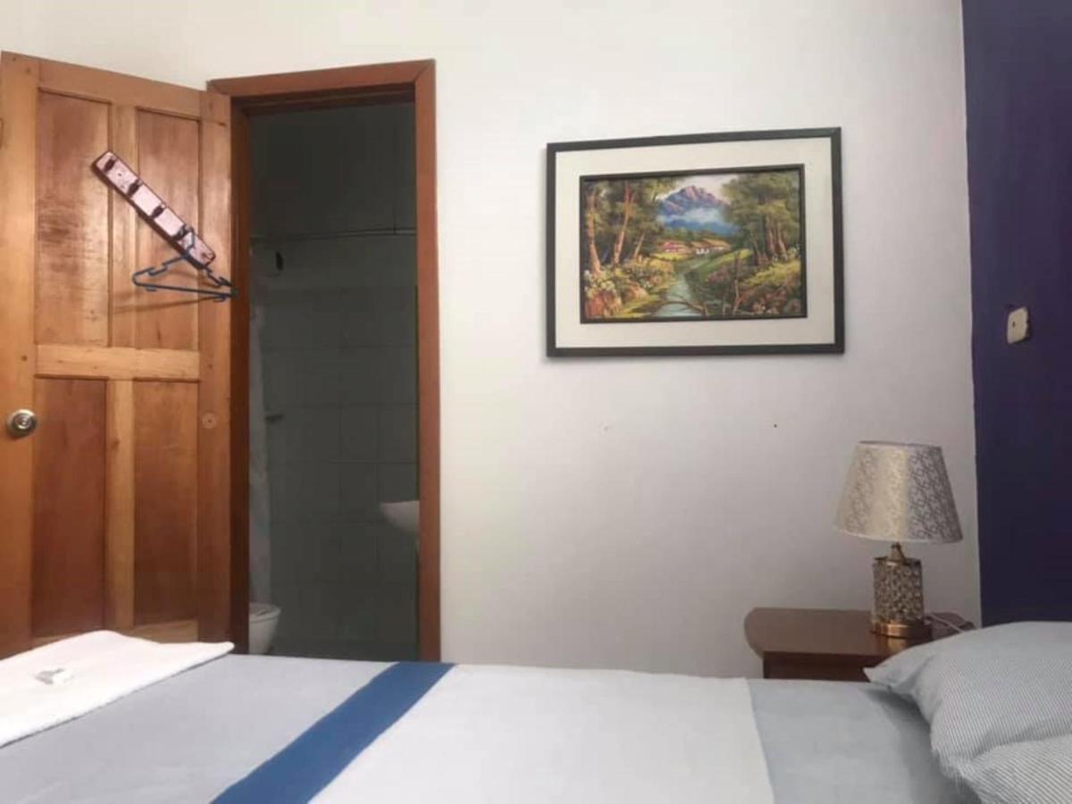 Amazon Dream Hostel With Ac And Starlink Iquitos Bagian luar foto